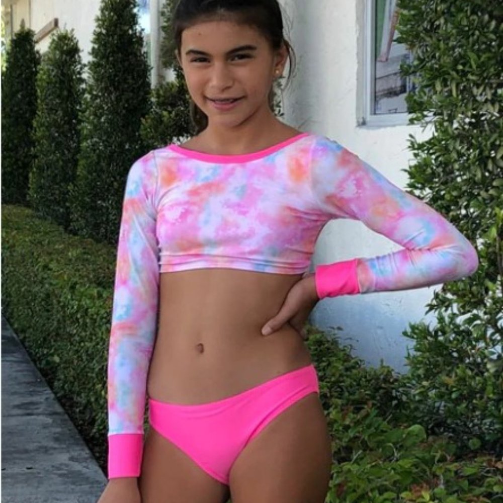 Sabz Rashguard Crop Set - Picture 2 of 2